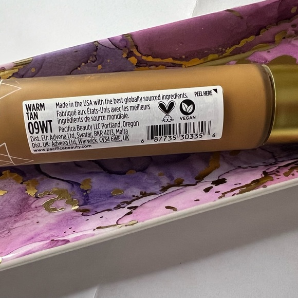 Pacifica Alight Clean Foundation 100% Vegan- Cruety-Free - Picture 2 of 2